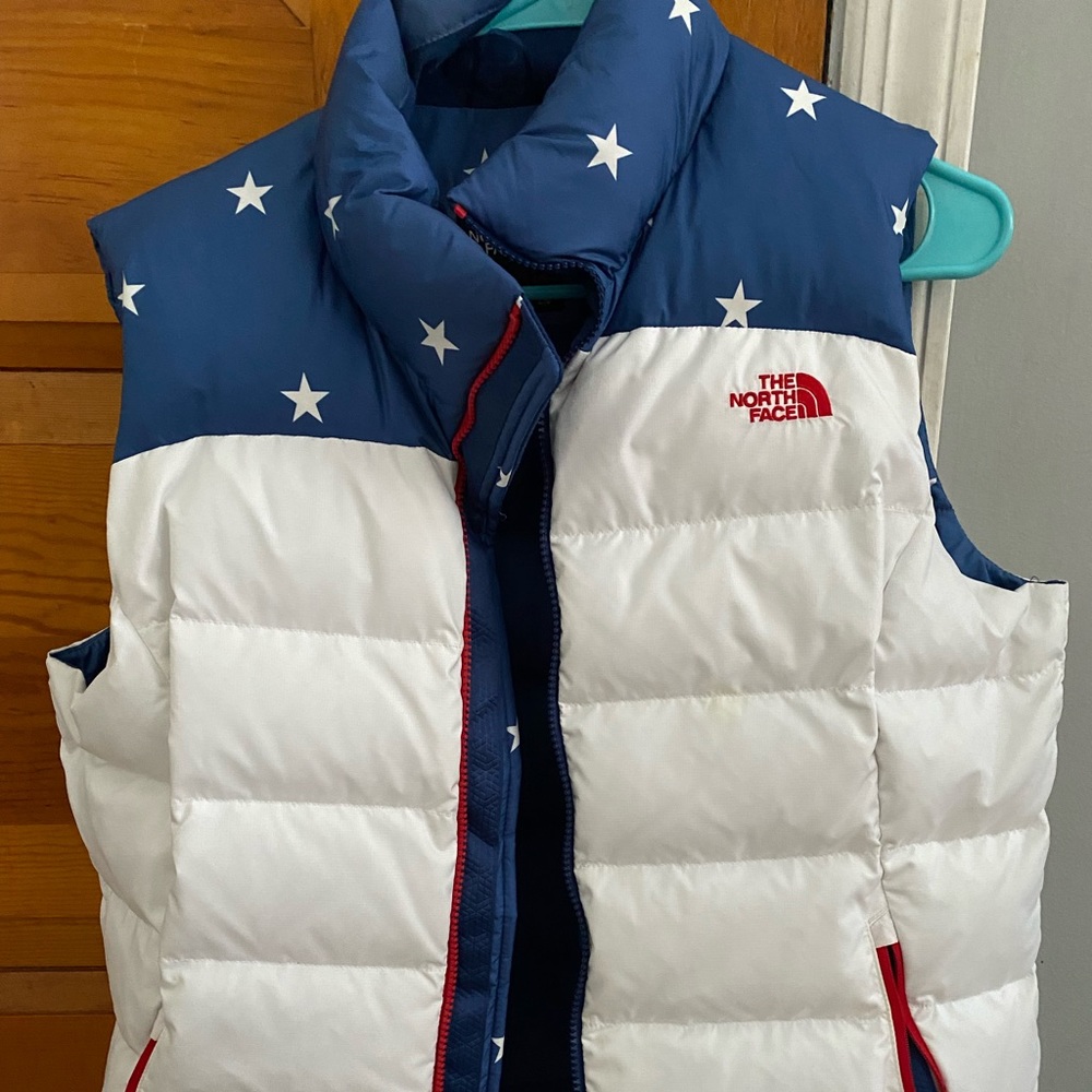 North Face Vest Woman’s L Red White Blue